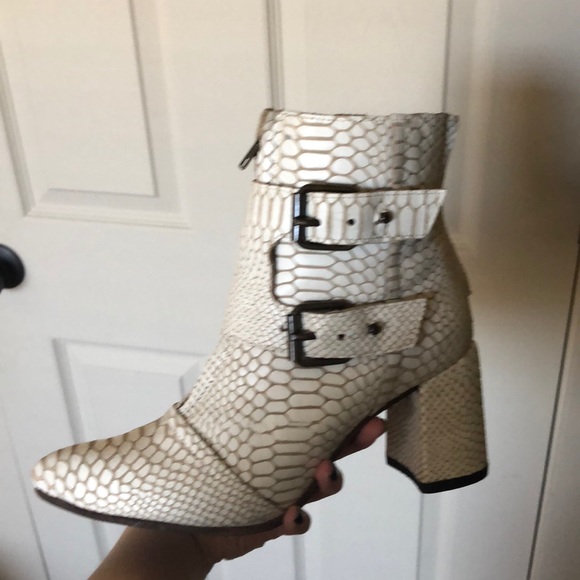 freebird white boots